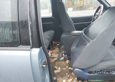 1998 Ford Explorer Sport z USA, uszkodzony, nr VIN 1FMYU22X1WUC48977